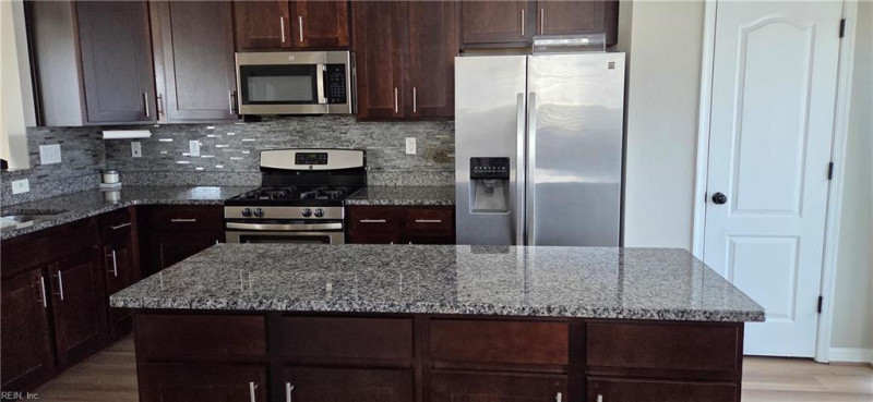 Photo 10 of 48 residential for sale in Virginia Beach virginia