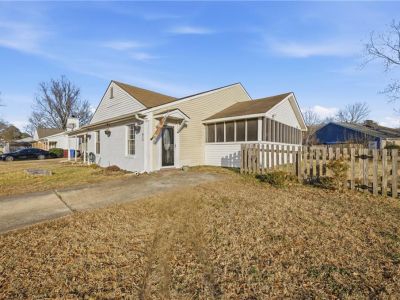 property image for 813 Pine View Lane CHESAPEAKE VA 23320