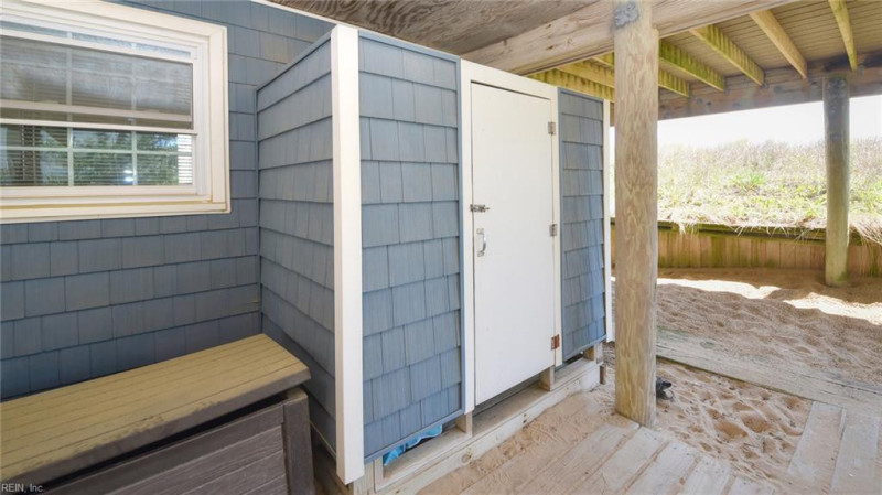 Photo 18 of 35 residential for sale in Virginia Beach virginia