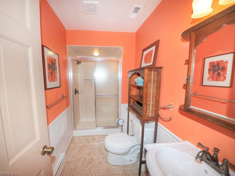 Photo 22 of 35 residential for sale in Virginia Beach virginia