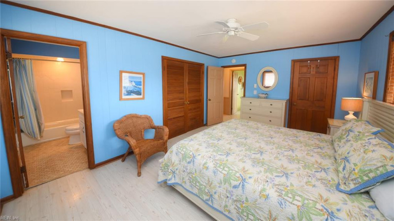 Photo 25 of 35 residential for sale in Virginia Beach virginia