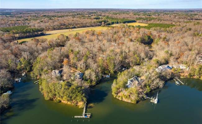 .51+AC Oyster Cove Landing, Middlesex County, VA 23071
