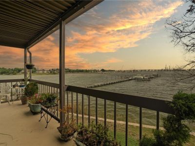 property image for 4257 Hatton Point Lane PORTSMOUTH VA 23703