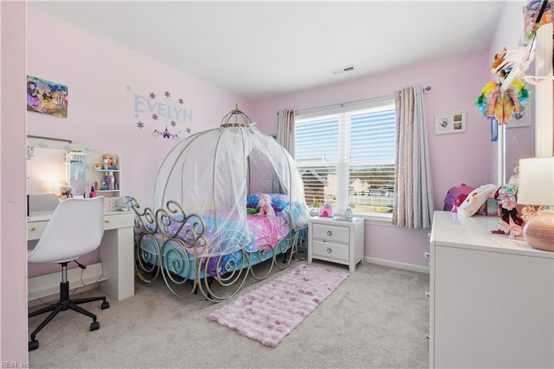 Photo 25 of 50 residential for sale in Suffolk virginia