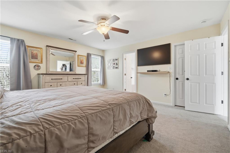 Photo 32 of 50 residential for sale in Suffolk virginia