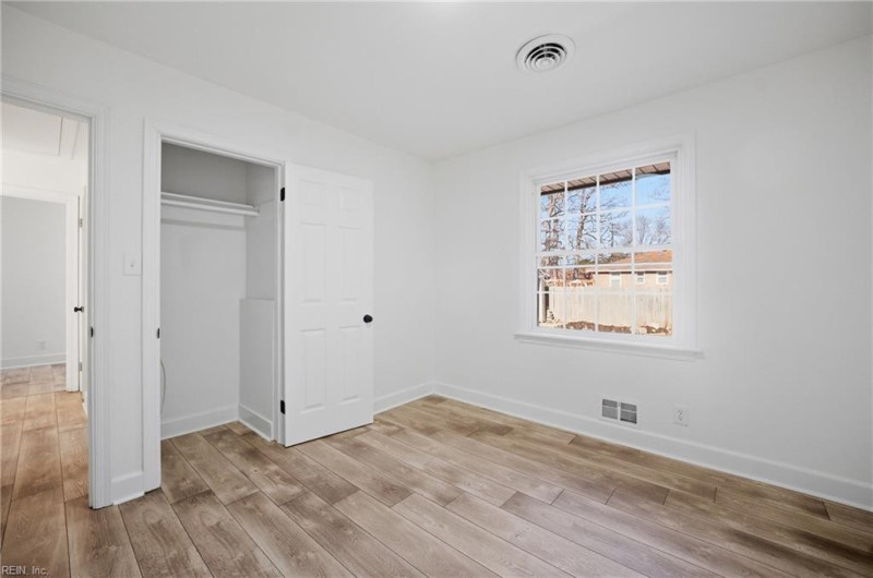 Photo 30 of 50 residential for sale in Portsmouth virginia