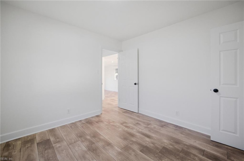Photo 32 of 50 residential for sale in Portsmouth virginia