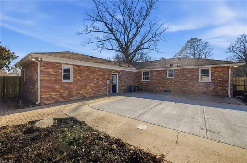 Photo 48 of 50 residential for sale in Portsmouth virginia