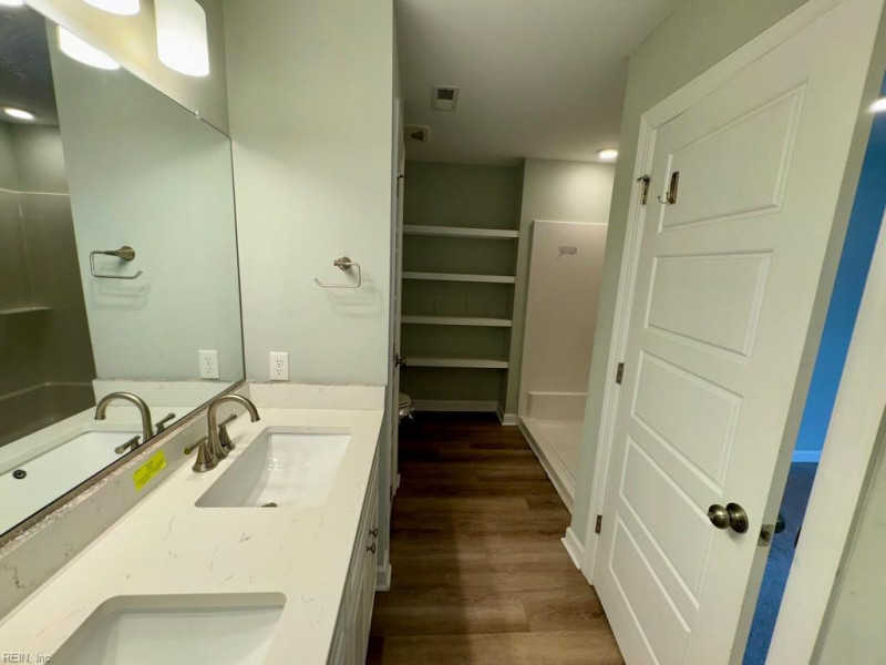 Photo 14 of 19 residential for sale in Norfolk virginia