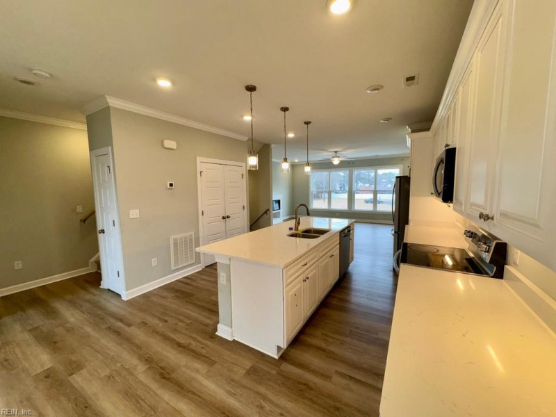 Photo 9 of 19 residential for sale in Norfolk virginia