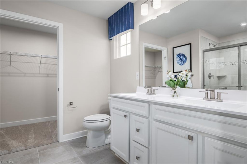 Photo 5 of 10 residential for sale in Moyock virginia