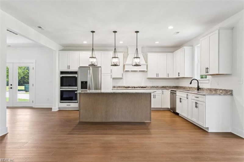 Photo 11 of 31 residential for sale in Suffolk virginia