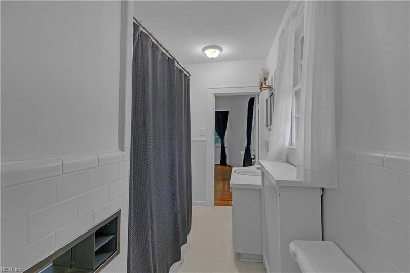 Photo 37 of 50 residential for sale in Norfolk virginia Photo 37 of 50 residential for sale in Norfolk virginia