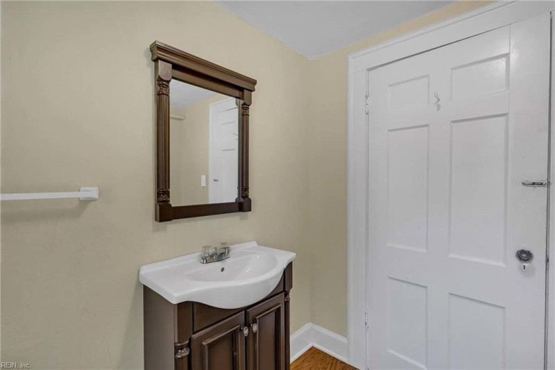 Photo 46 of 50 residential for sale in Norfolk virginia Photo 46 of 50 residential for sale in Norfolk virginia