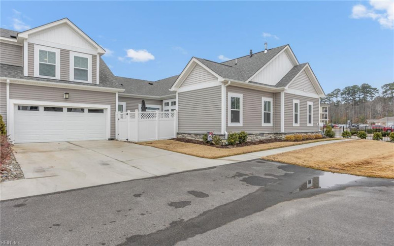Photo 33 of 40 residential for sale in Suffolk virginia Photo 33 of 40 residential for sale in Suffolk virginia