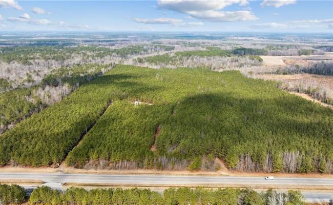 10445 Southampton Parkway, Southampton County, VA 23844