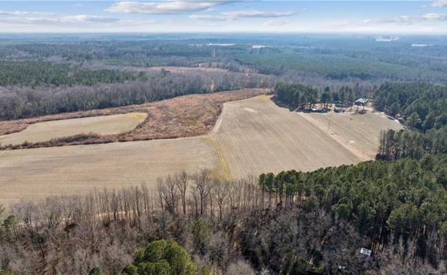 10445 Southampton Parkway, Southampton County, VA 23844