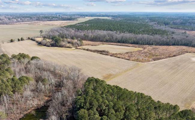 10445 Southampton Parkway, Southampton County, VA 23844