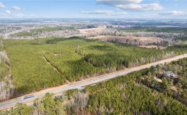 10445 Southampton Parkway, Southampton County, VA 23844