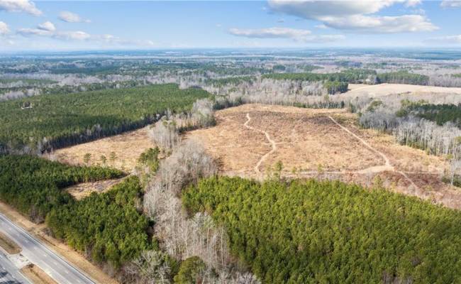 10445 Southampton Parkway, Southampton County, VA 23844