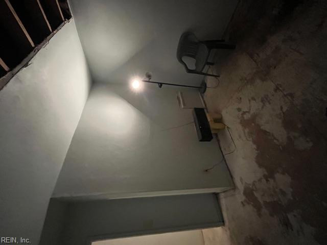 Photo 6 of 32 residential for sale in Norfolk virginia