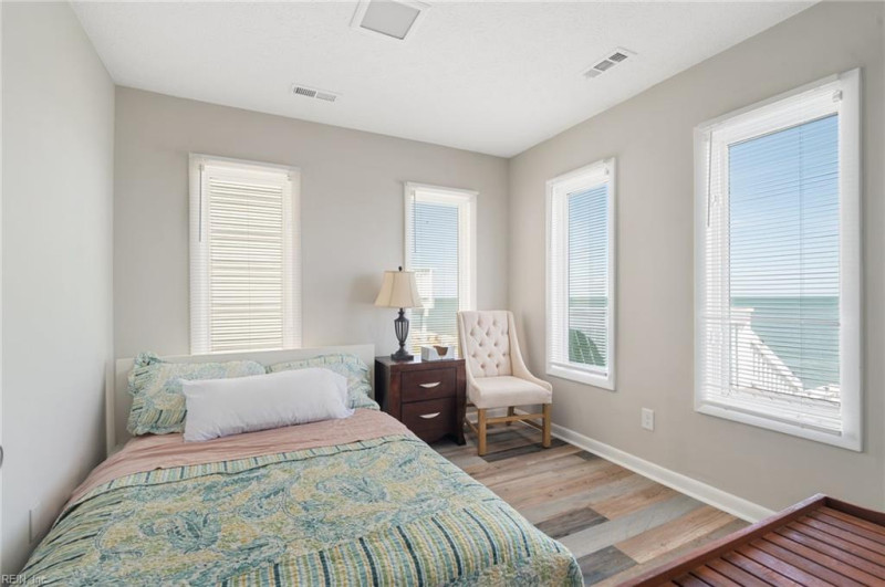 Photo 26 of 46 residential for sale in Hampton virginia