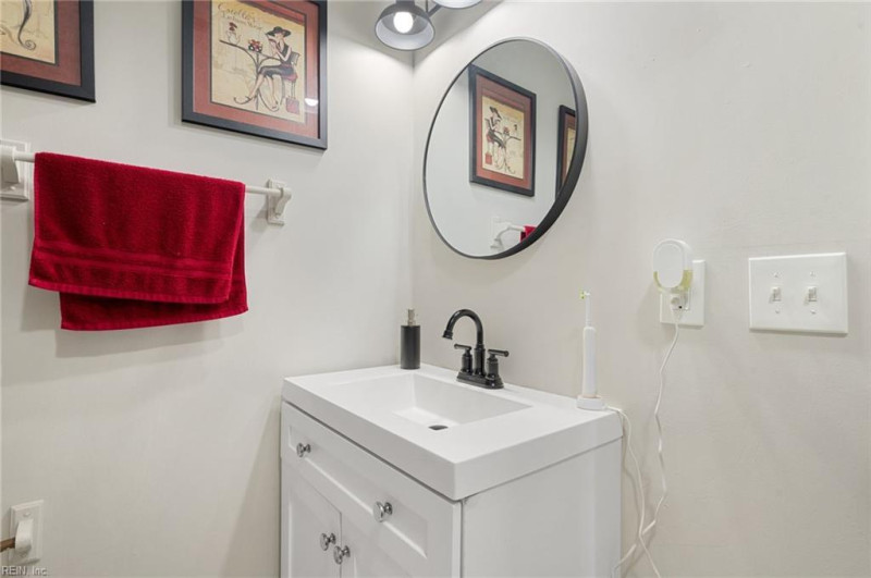 Photo 28 of 46 residential for sale in Hampton virginia