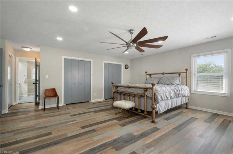 Photo 32 of 46 residential for sale in Hampton virginia