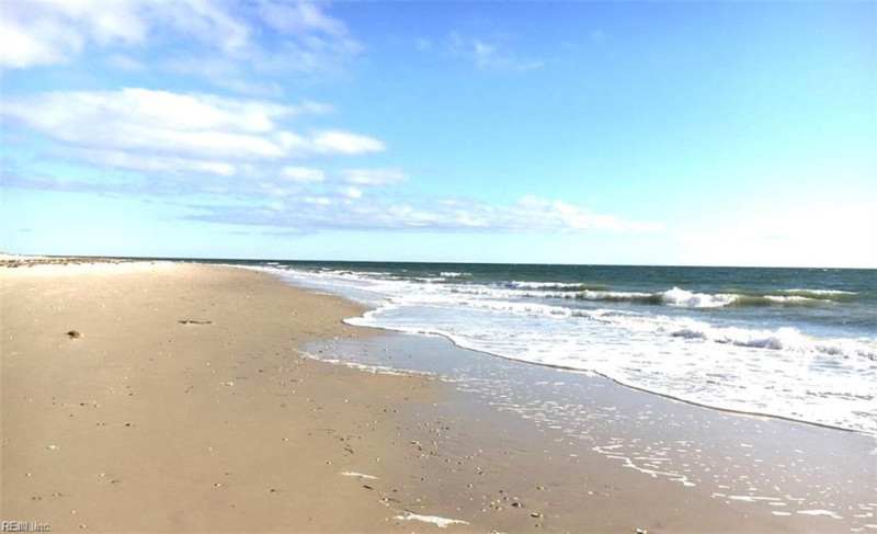 Photo 35 of 46 residential for sale in Hampton virginia