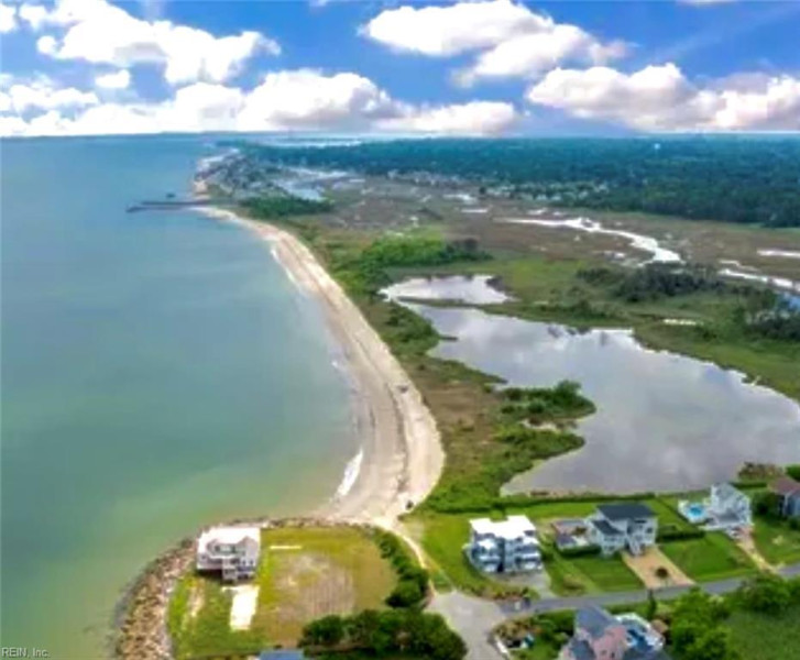 Photo 37 of 46 residential for sale in Hampton virginia