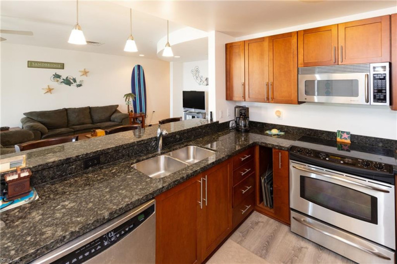 Photo 8 of 20 residential for sale in Virginia Beach virginia