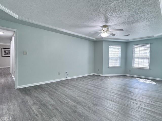 Photo 14 of 27 residential for sale in Chesapeake virginia