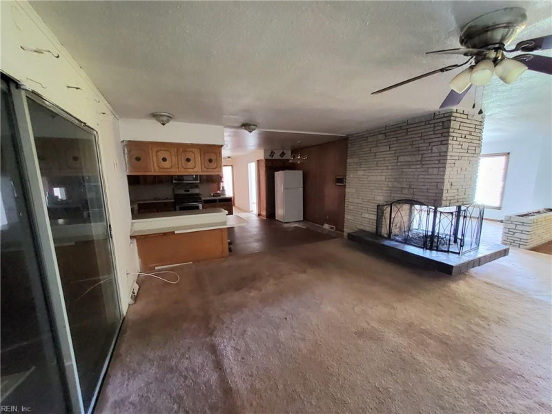Photo 14 of 48 residential for sale in Portsmouth virginia