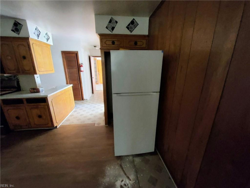 Photo 17 of 48 residential for sale in Portsmouth virginia
