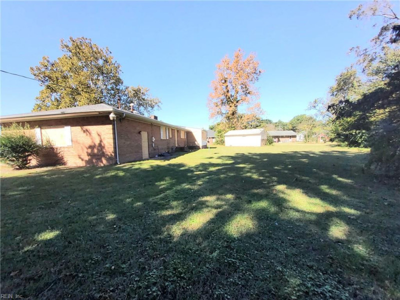 Photo 3 of 48 residential for sale in Portsmouth virginia