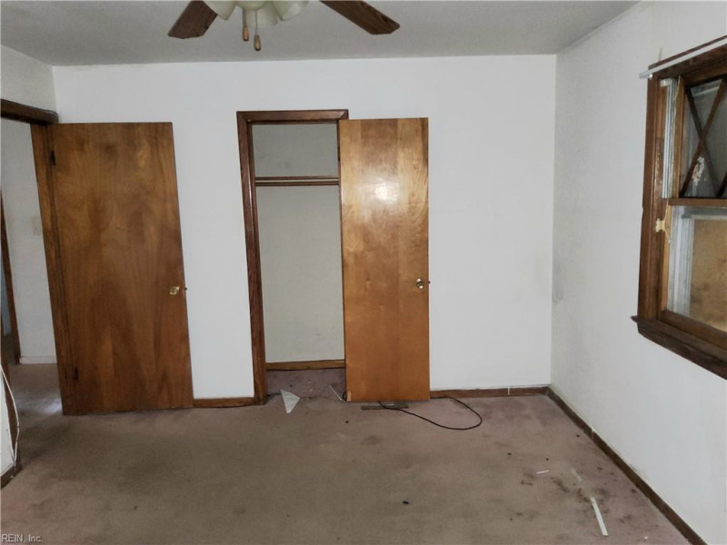 Photo 38 of 48 residential for sale in Portsmouth virginia