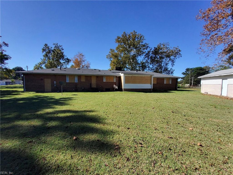 Photo 40 of 48 residential for sale in Portsmouth virginia