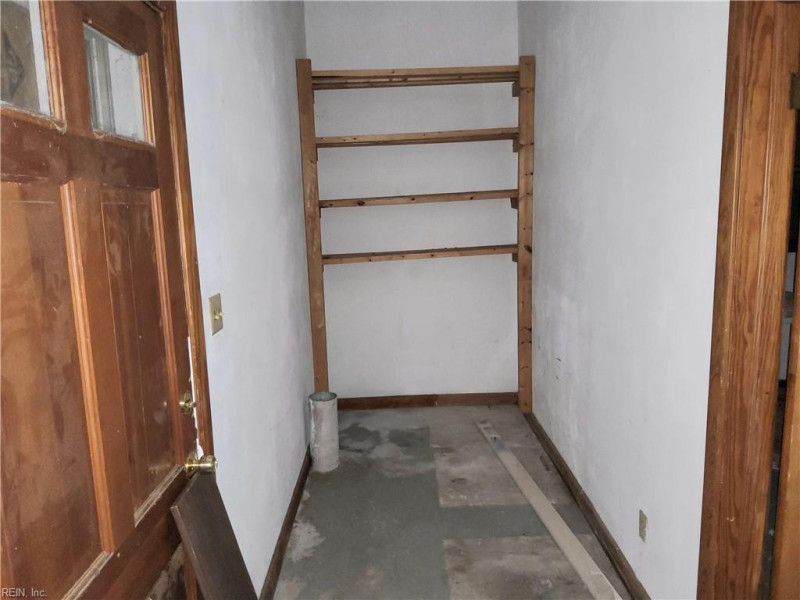 Photo 46 of 48 residential for sale in Portsmouth virginia