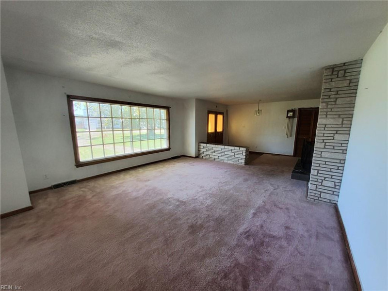 Photo 7 of 48 residential for sale in Portsmouth virginia