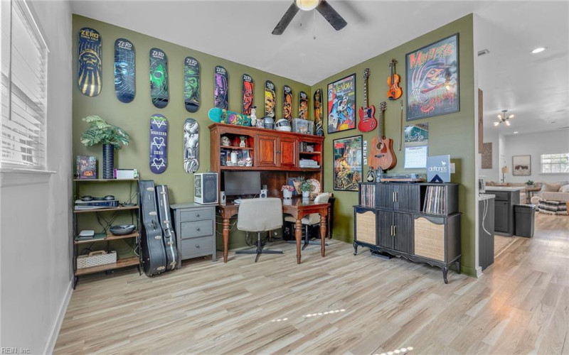 Photo 15 of 29 residential for sale in Portsmouth virginia