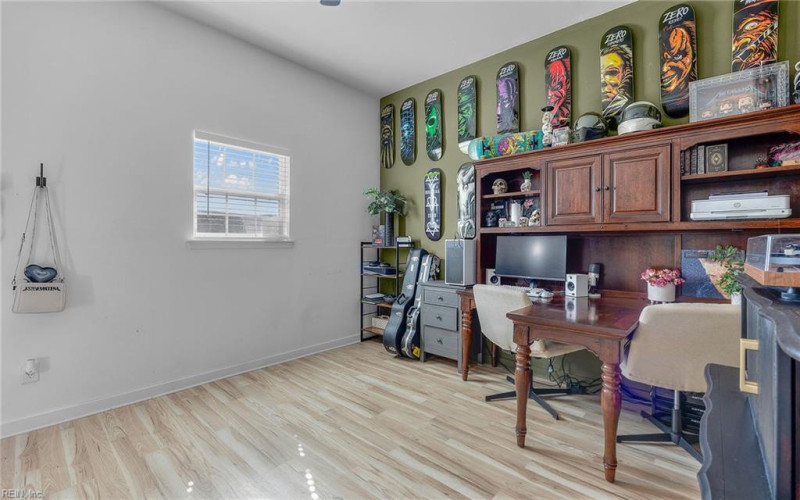 Photo 16 of 29 residential for sale in Portsmouth virginia