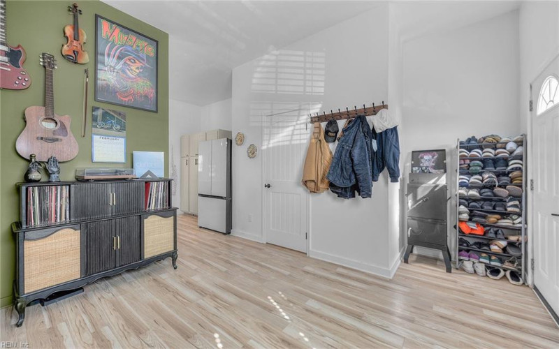 Photo 17 of 29 residential for sale in Portsmouth virginia