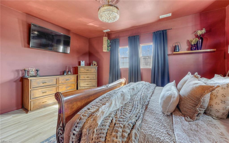 Photo 20 of 29 residential for sale in Portsmouth virginia