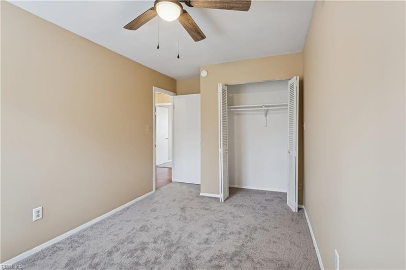 Photo 27 of 33 residential for sale in Portsmouth virginia