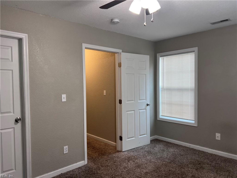 Photo 17 of 36 residential for sale in Norfolk virginia