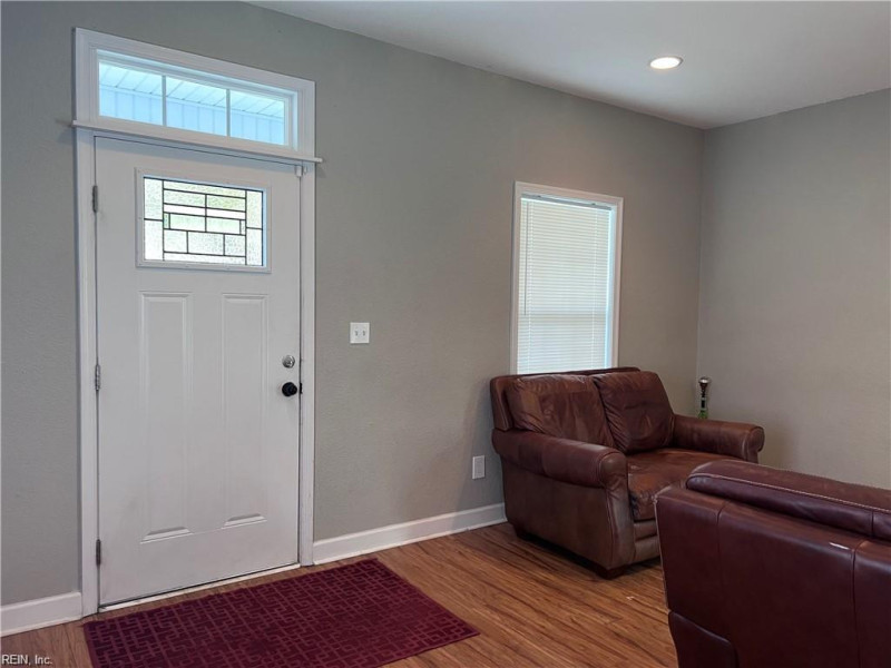 Photo 3 of 36 residential for sale in Norfolk virginia