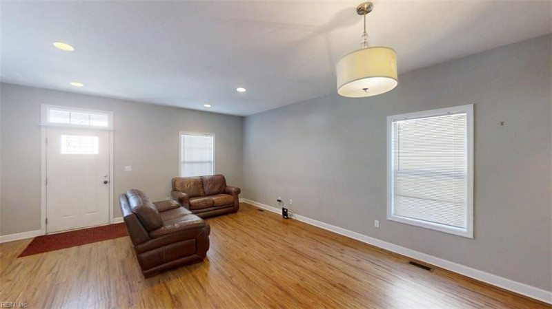 Photo 5 of 36 residential for sale in Norfolk virginia