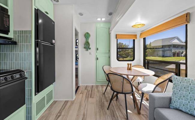 3665 Sandpiper Road, Virginia Beach, VA 23456