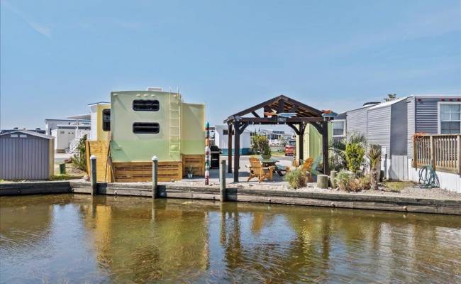 3665 Sandpiper Road, Virginia Beach, VA 23456