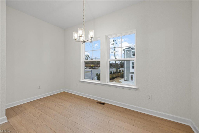 Photo 21 of 40 residential for sale in Virginia Beach virginia